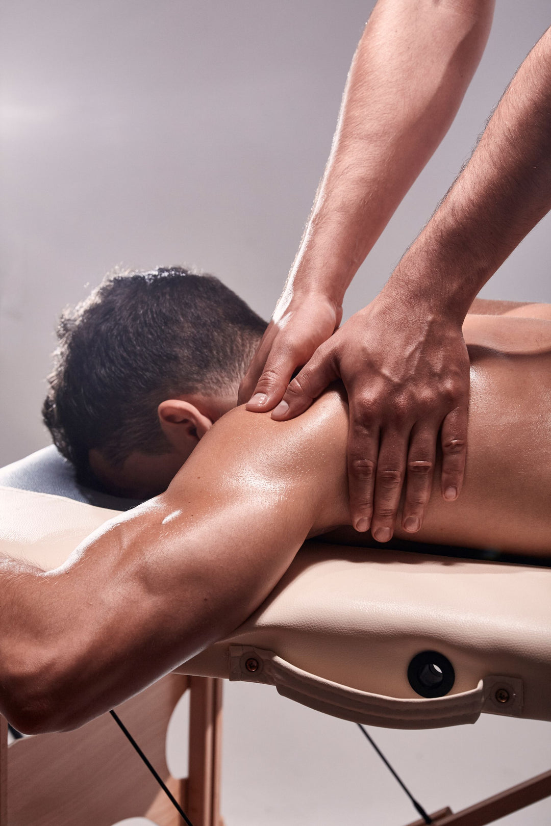 Massage sportif homme